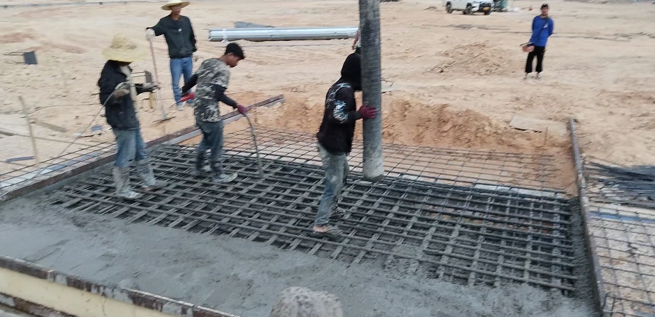 亞新窯爐再展宏圖，在老撾承建了一條斷面為11.8米的窯爐生產(chǎn)線(xiàn)